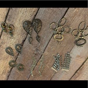 7 pair of earrings silver tone